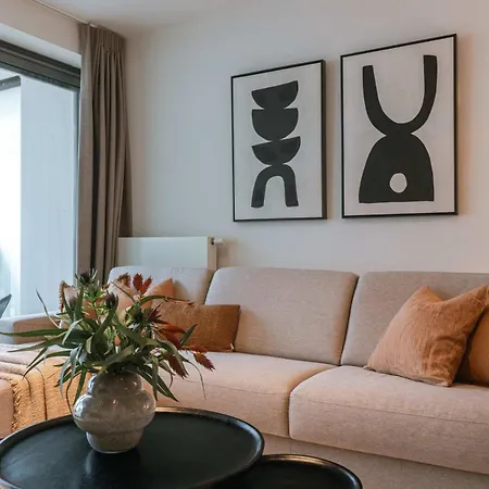 Huswell - Seaside With Shared Pool Apartment Ostend